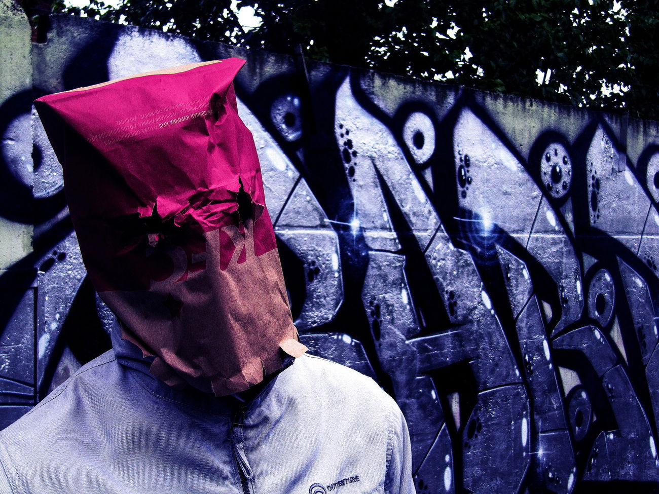 Graffiti Bombing - Photo by BARDO (2015)