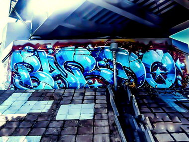 Graffiti Bombing - Photo by BARDO - bardo, graffiti, graffiti (2012)