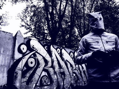 Graffiti Bombing - Photo by BARDO (2015)