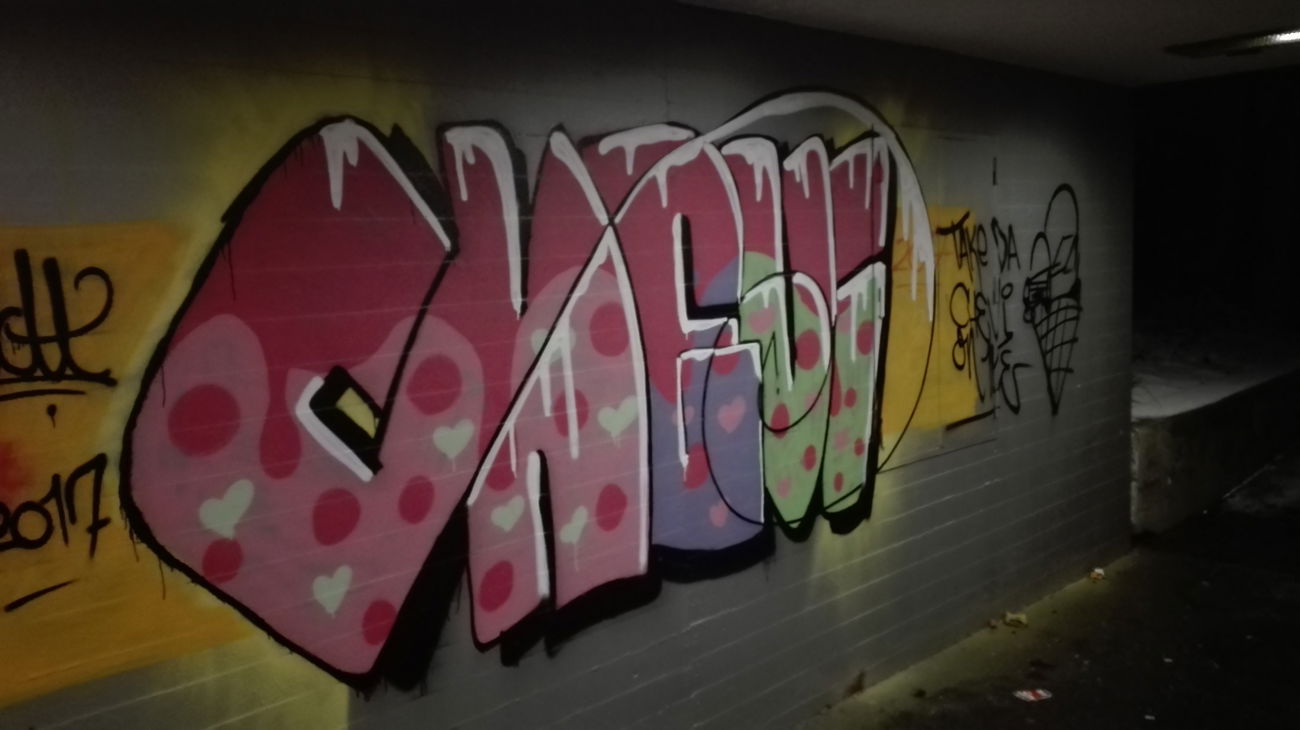 Graffiti Bombing - Photo by BAREKFROMDRUS - chevi (2017)