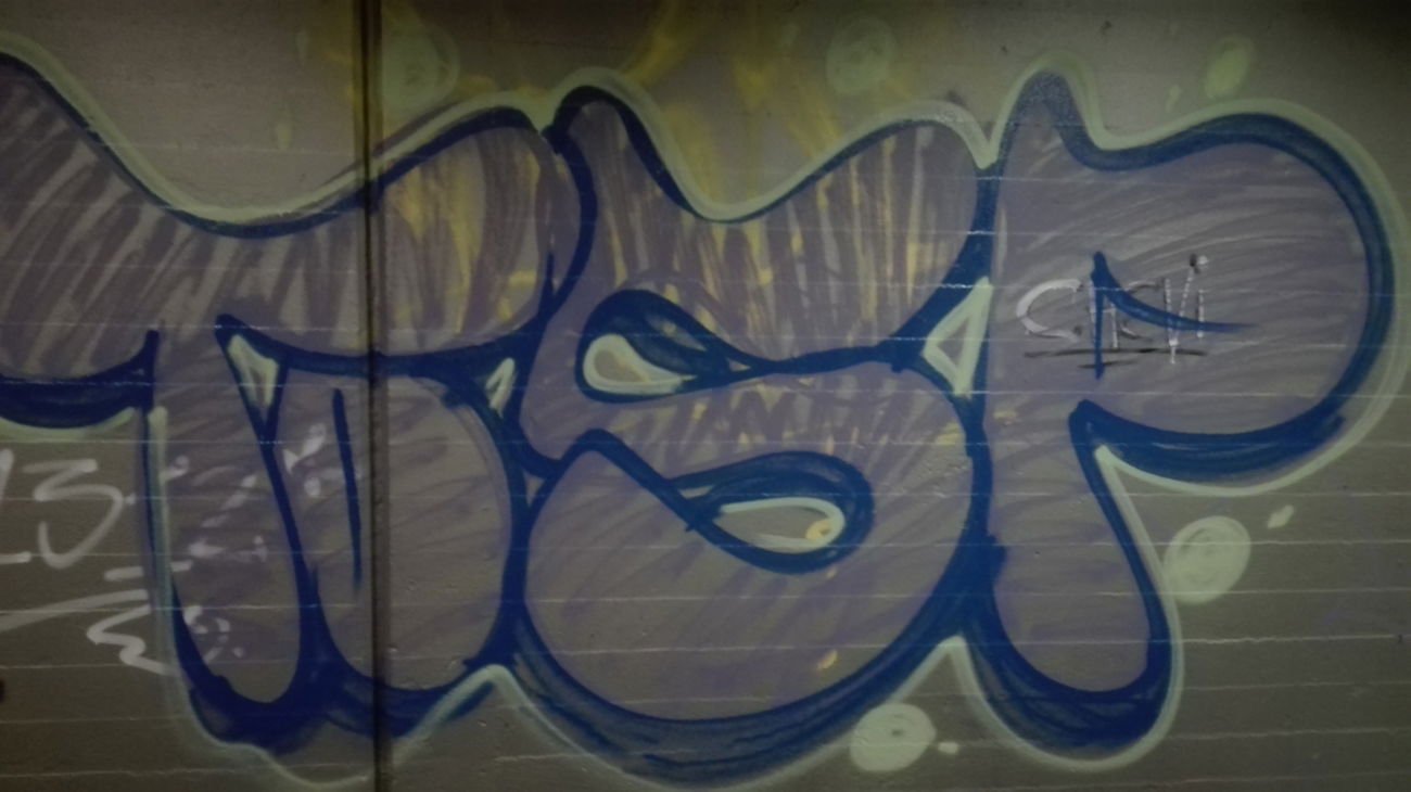 Graffiti Bombing - Photo by BAREKFROMDRUS - tosp (2016)