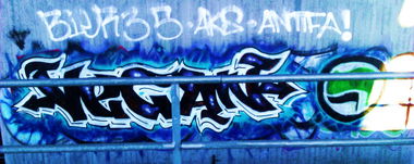 Graffiti Wall - Photo by BEERONE - vegan, aks, style (2014)