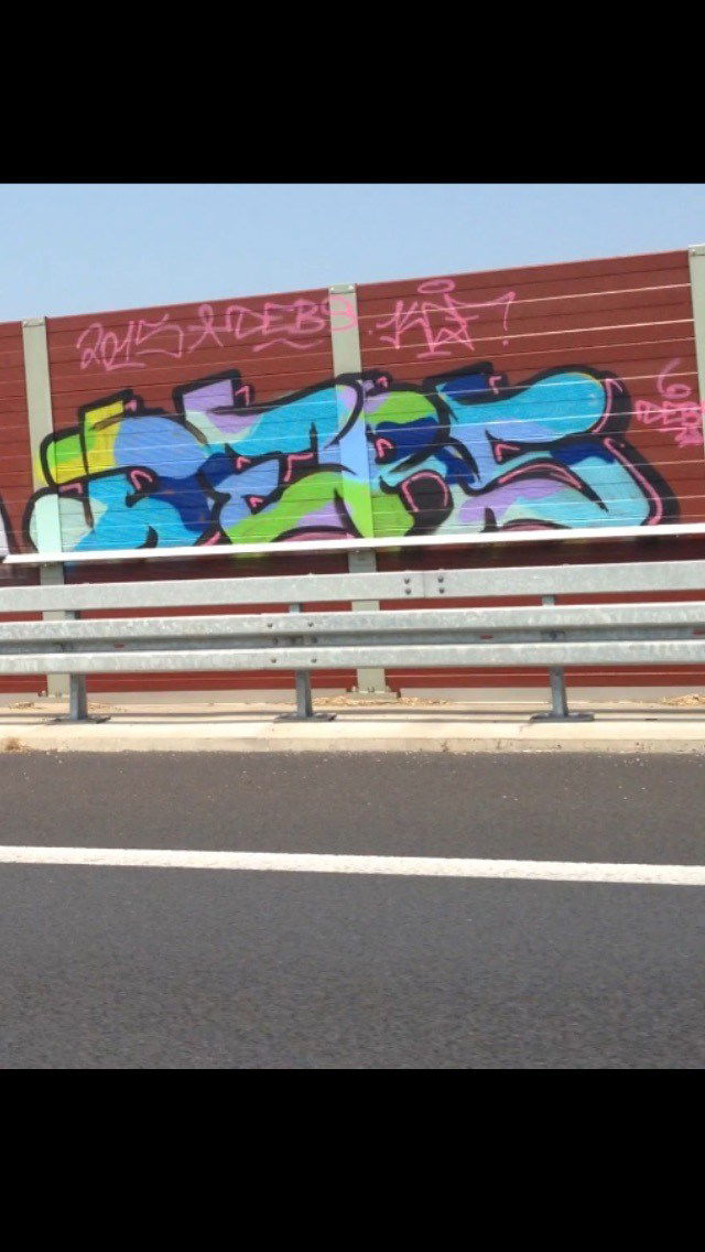 Graffiti Bombing - Photo by BELS478 - DEBS (2015)