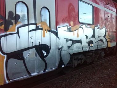 Graffiti Train - Photo by BELS478 - KDF, TEK, DEBS (2015)