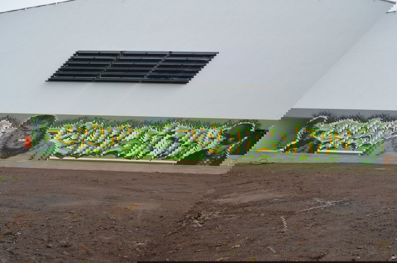 Graffiti Wall in Chemnitz - Photo by BENTEN - benten, berik, raye (2013)