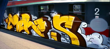 Graffiti Train - Photo by BLACKCHARLIE - Meras (2012)