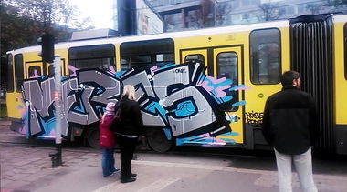 Graffiti Train - Photo by BLACKCHARLIE - gotta, have, it