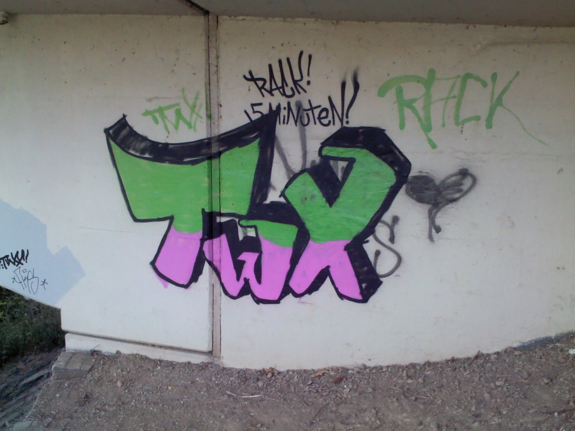 Graffiti Wall in Bad Neuenahr-Ahrweiler - Photo by BNAGraffiti - TWX