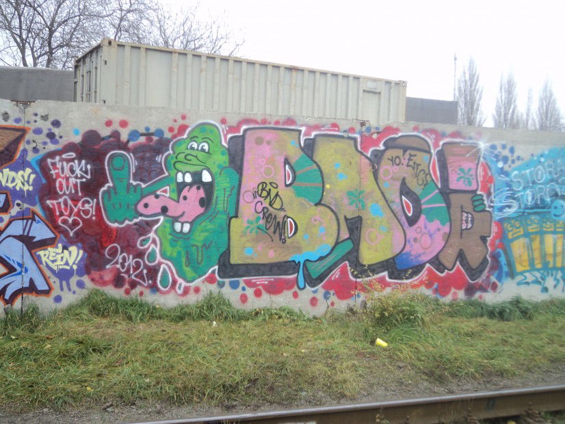 Graffiti Bombing in Vyshneve - Photo by BNDCREW - KOLS, BND (2012)