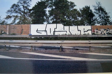 Graffiti Bombing - Photo by BOND001 - Osnabrück, TGF, WCMF (2010)