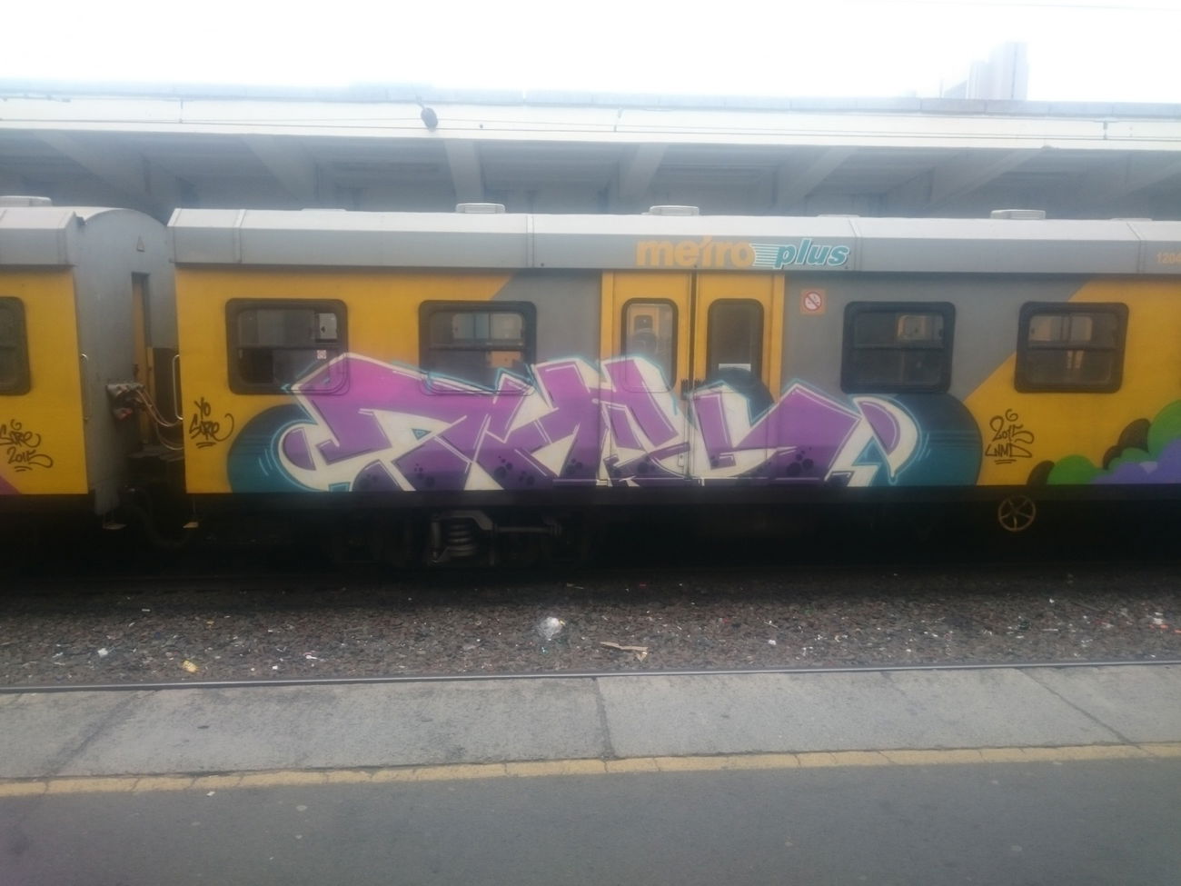 Graffiti Wall - Photo by BORS021 - KING, TOE