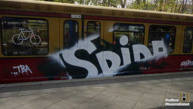 Graffiti Train in Berlin - Photo by BSK - SPIDER (2014)