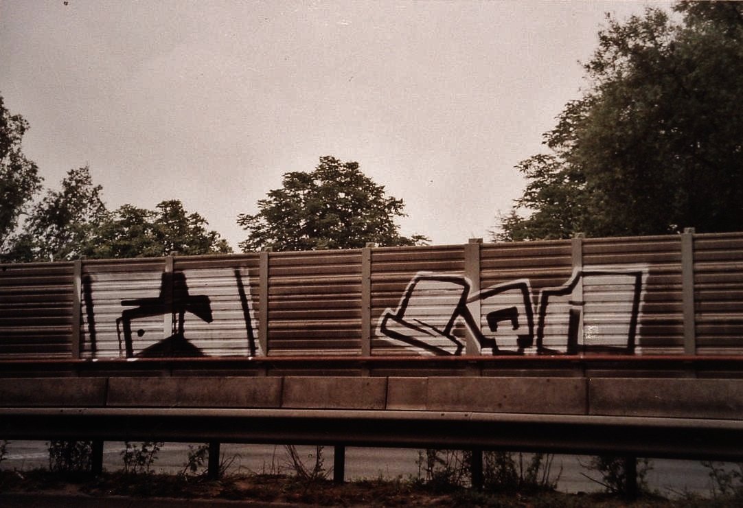 Graffiti Bombing in Brunswick - Photo by BSWriters - FDJ, SQA, Braunschweig