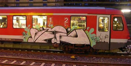 Graffiti Train in Brunswick - Photo by BSWriters - Retro, SQA, Braunschweig (2004)