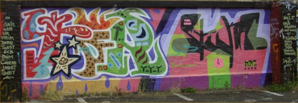 Graffiti Wall in Brunswick - Photo by BSWriters - Tir, Stuka, BSC (2002)