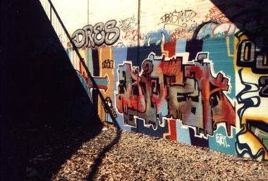 Graffiti Wall in Brunswick - Photo by BSWriters - Biter, QSK, Dres (2001)