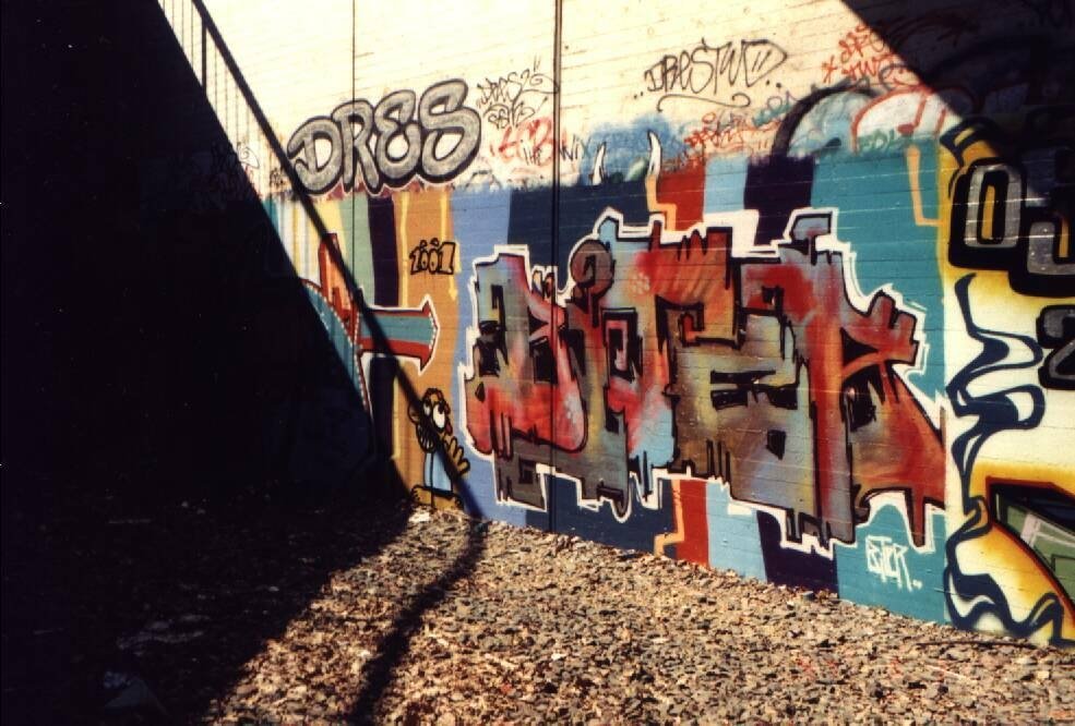 Graffiti Wall in Brunswick - Photo by BSWriters - Biter, QSK, Dres (2001)