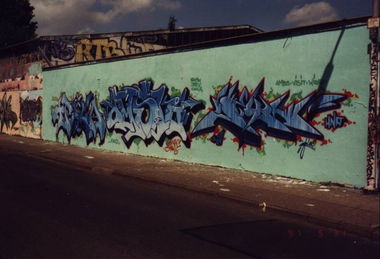 Graffiti Wall in Brunswick - Photo by BSWriters - Trica, Omsk, Jeyn