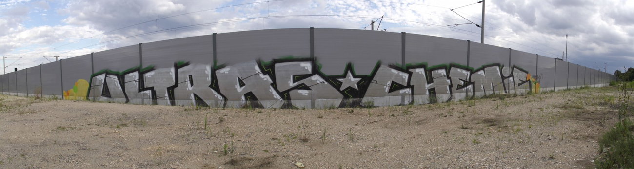 Graffiti Bombing - Photo by BTT0341 - Ultras, Chemie, Diablos