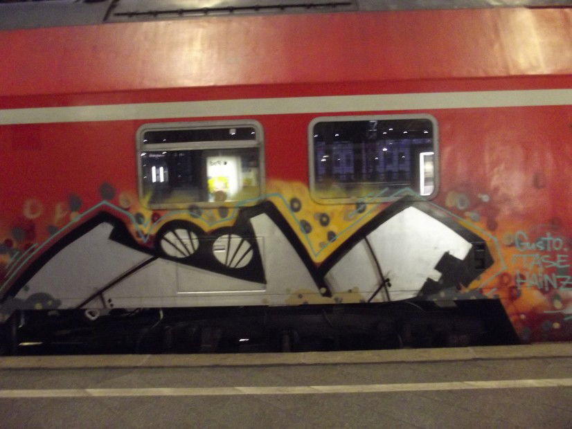 Graffiti Train - Photo by BTT0341 - ÜF, Train, Leipzig