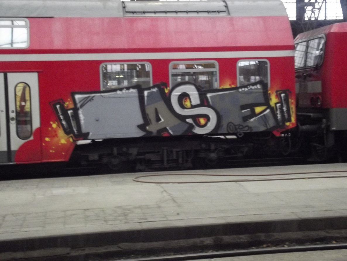 Graffiti Train - Photo by BTT0341 - tase, leipzig, train