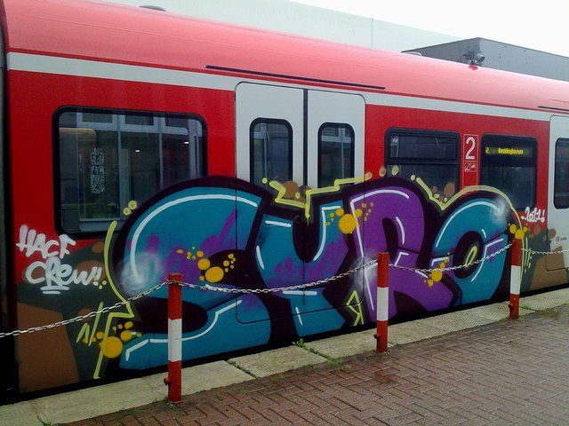 Graffiti Train - Photo by BTT0341 - syro, hacf, thecrew (2011)