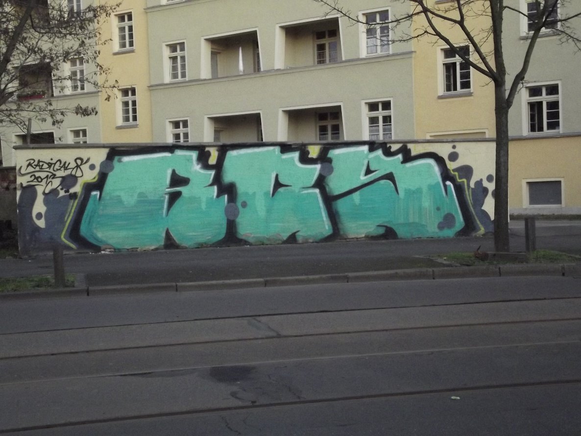 Graffiti Wall - Photo by BTT0341 - rcs, radicals, leipzig