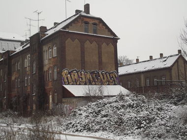 Graffiti Bombing - Photo by BTT0341 - raymcult, leipzig, raym