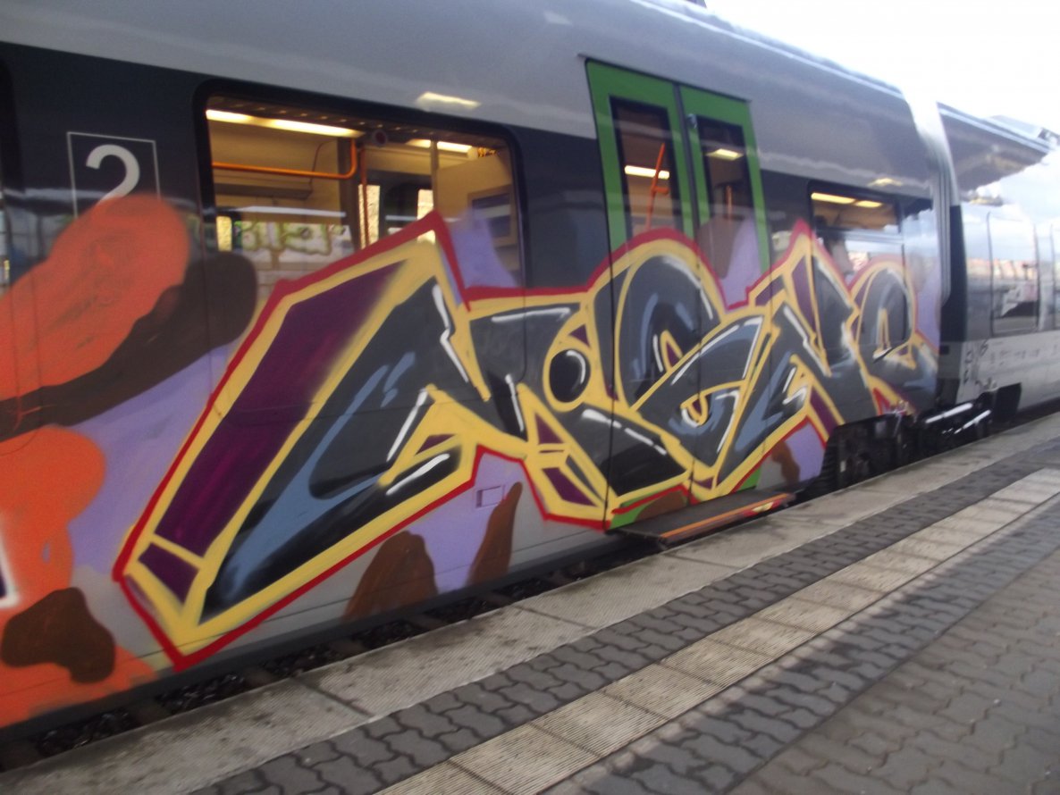 Graffiti Train - Photo by BTT0341 - leipzig