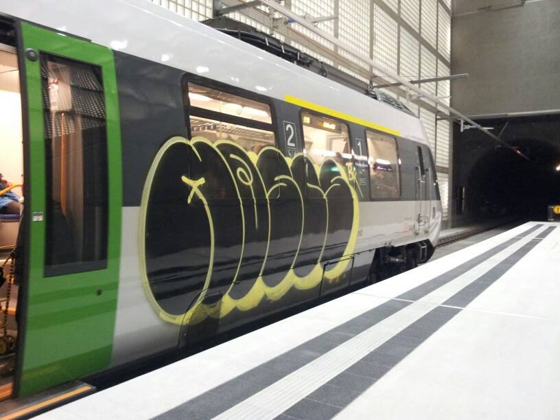 Graffiti Train - Photo by BTT0341 - moses, bk, leipzig (2014)