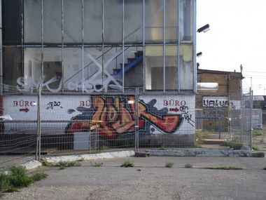 Graffiti Bombing - Photo by BTT0341 - your, leipzig