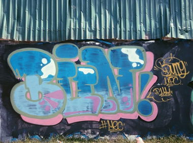 Graffiti Wall - Photo by BUNNY - bunny, UPc (2015)