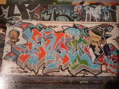 Graffiti Wall - Photo by Backfisch01 (1995)