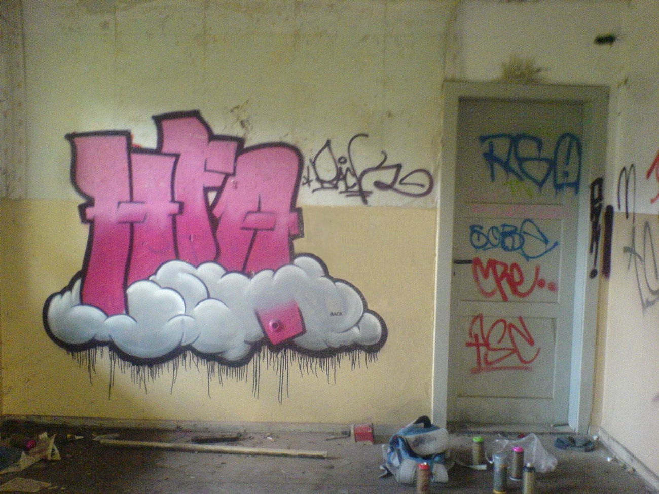 Graffiti Wall - Photo by Backoner