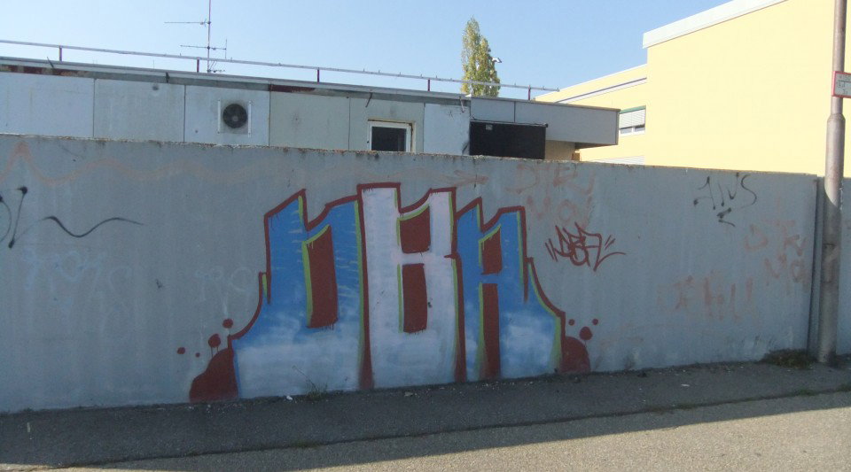 Graffiti Bombing in Karlsruhe - Photo by Badner - dba, crew, dba (2009)