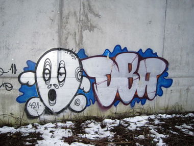 Graffiti Bombing in Karlsruhe - Photo by Badner - dba, crew, dba (2010)