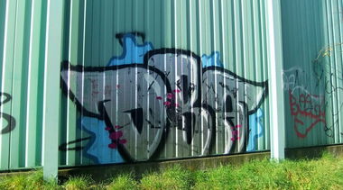 Graffiti Bombing in Karlsruhe - Photo by Badner - dba, crew, dba (2011)