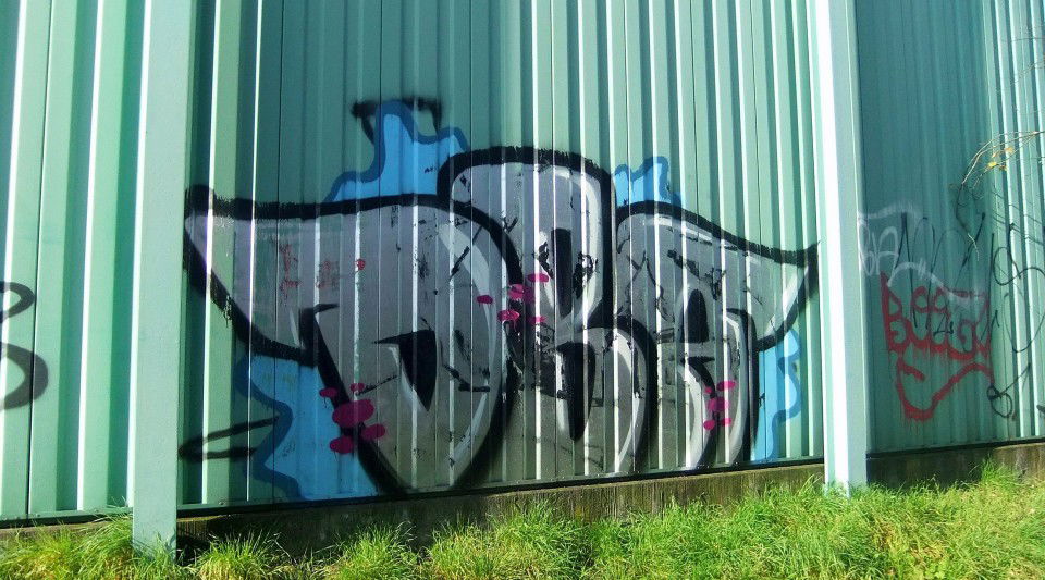 Graffiti Bombing in Karlsruhe - Photo by Badner - dba, crew, dba (2011)