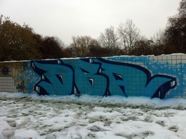 Graffiti Bombing in Karlsruhe - Photo by Badner - dba, crew, dba (2013)