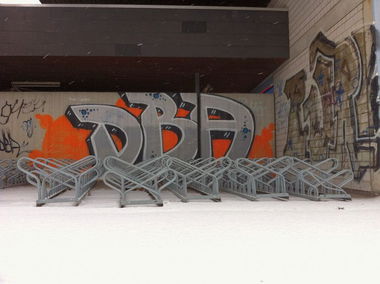 Graffiti Bombing in Karlsruhe - Photo by Badner - dba, crew, dba (2009)