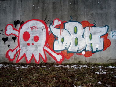 Graffiti Bombing - Photo by Badner - Dba, crew, dba