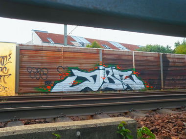 Graffiti Bombing in Karlsruhe - Photo by Badner - Dba, crew, dba (2013)