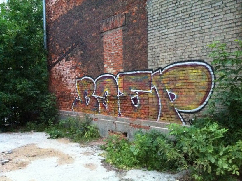 Graffiti Bombing in Moscow - Photo by Baep - ???? (2013)