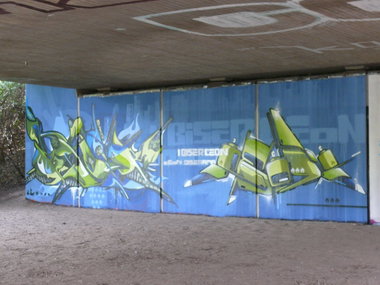 Graffiti Wall in Karlsruhe - Photo by Bananensaft - biser, ceon, karlsruhe