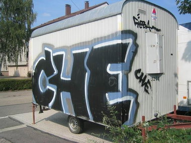 Graffiti Bombing in Karlsruhe - Photo by Bananensaft - Che, karlsruhe