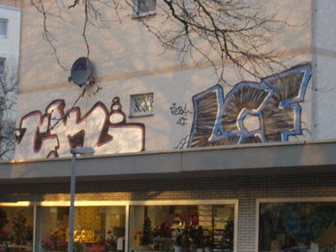 Graffiti Bombing - Photo by Bananensaft - Ck, lcf, karlsruhe