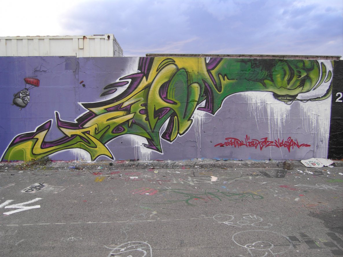 Graffiti Wall in Karlsruhe - Photo by Bananensaft - Seian, suxez, snooper