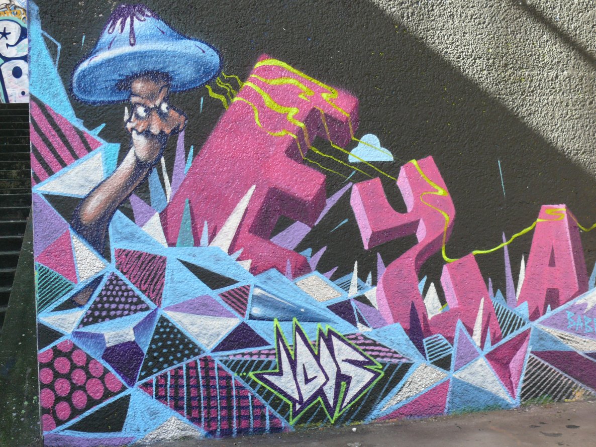 Graffiti Wall in Karlsruhe - Photo by Bananensaft - Karlsruhe, vogesenbrücke