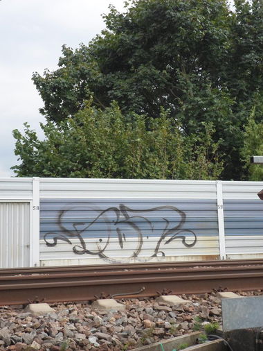 Graffiti Bombing in Karlsruhe - Photo by Bananensaft - Dba, crew, dba