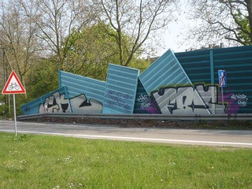 Graffiti Bombing - Photo by Bananensaft - Ck, fbs, karlsruhe